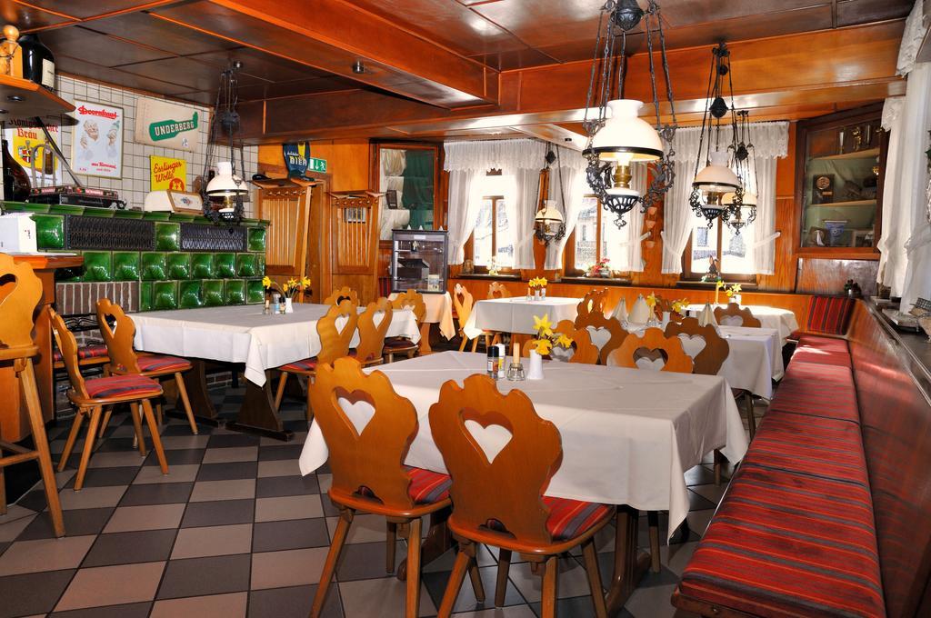 Hotel Zum Baecker Udenhain المظهر الخارجي الصورة